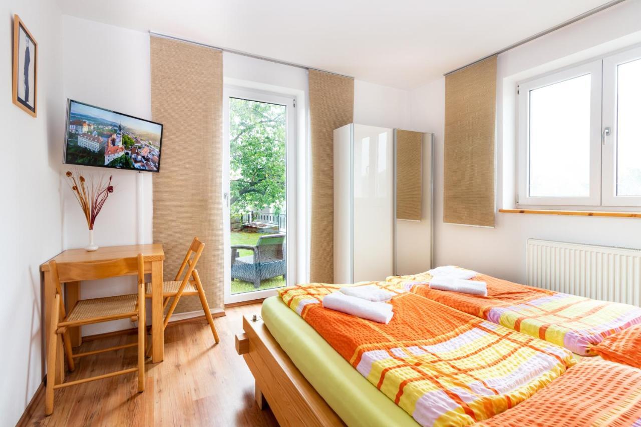 Ubytovani Bezchlebovi Hotel Český Krumlov Buitenkant foto
